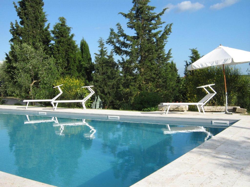 Certine Agriturismo Asciano Eksteriør bilde